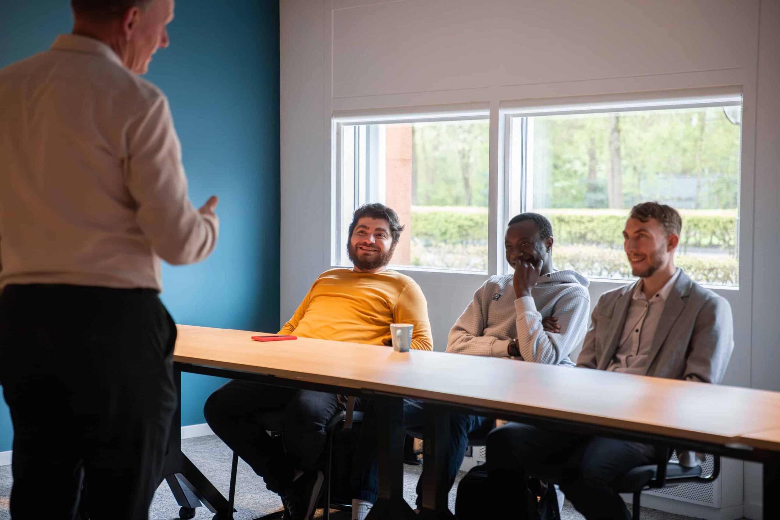 Bluetech Engineering trainees op een lesdag tijdens hun traineeship